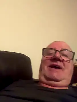 mke1874 online show from December 18, 8:43 am