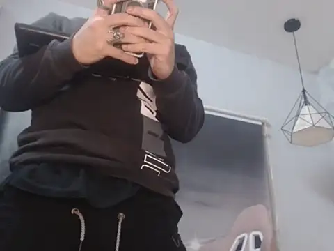 Xfire boy69 online show from March 3, 1:13 am