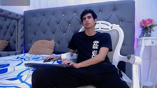 Sebalexis7 online show from October 25, 3:19 am