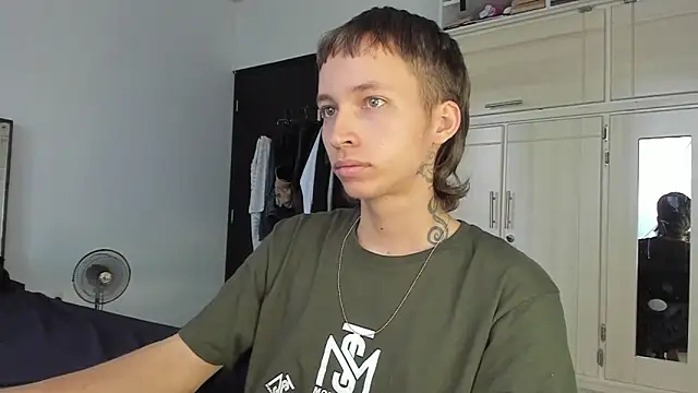 spacehumanz online show from January 7, 1:49 pm