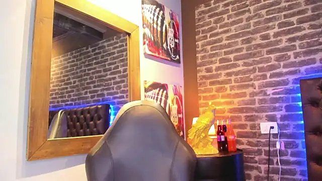 VinzenzRizzo online show from September 24, 4:23 am