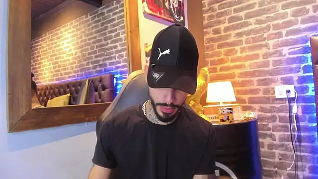 VinzenzRizzo online show from September 10, 4:33 am