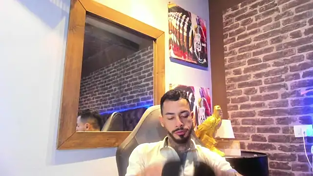 VinzenzRizzo online show from October 14, 4:30 am