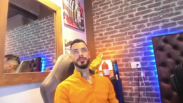 VinzenzRizzo online show from September 17, 4:24 am