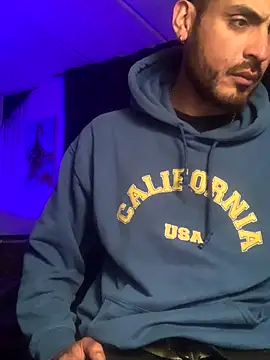 malek xarx  online show from October 9, 2:38 am