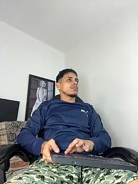 Luke Stone online show from April 2, 8:06 pm