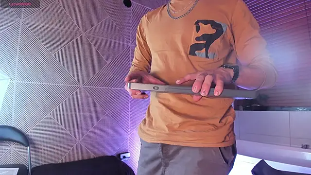 Dustin Sonne online show from October 29, 4:59 am