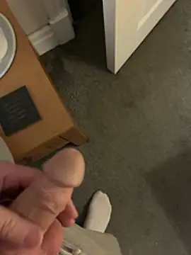 Woodchip online show from April 1, 7:22 pm