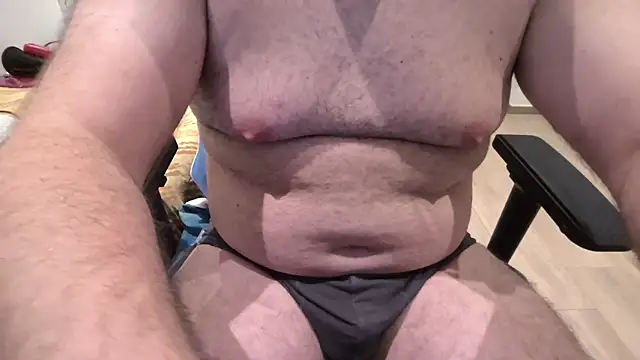 fabi0xx2 online show from June 27, 1:39 pm