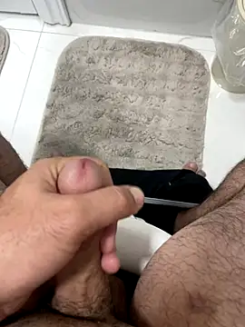 Heros2000 online show from November 2, 11:20 pm