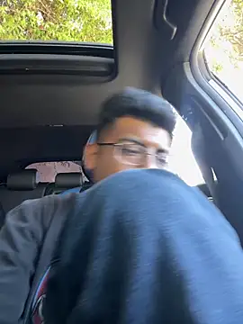 Andresitotrespunto213pv13 online show from October 30, 7:04 pm