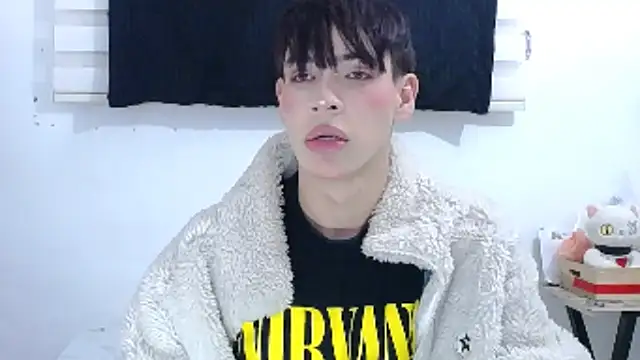 lucky stricke online show from October 15, 4:42 am