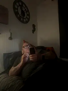 GingerSnap4444 online show from November 11, 8:52 am