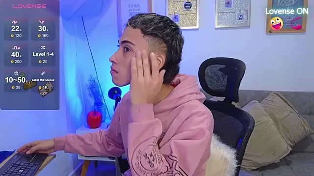 yulian vasquez online show from November 14, 12:50 pm