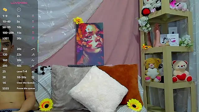 LoganTwink18 online show from March 9, 10:09 am