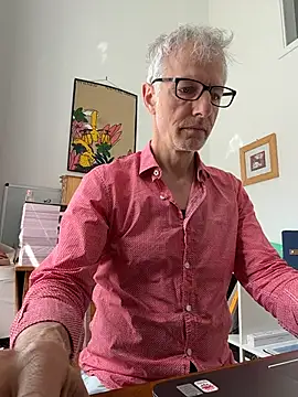 SexyLeon8 online show from May 15, 9:39 am