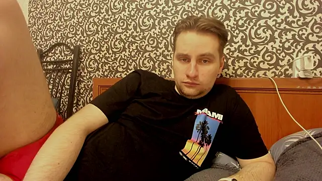 romiosabrino online show from March 24, 5:29 pm