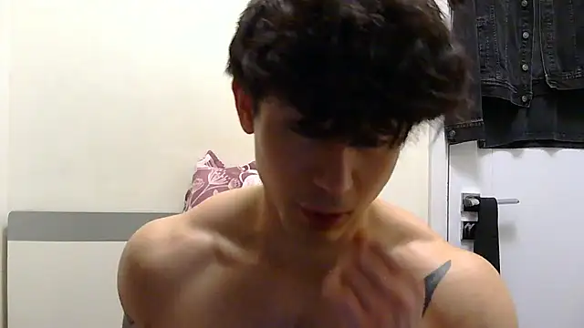 Snapshot of natenatejosh chatting on October 19, 3:04 pm natenatejosh online show from October 19, 3:04 pm