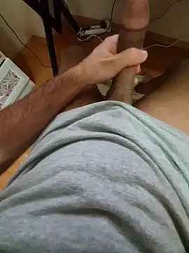 777emre online show from April 22, 6:30 am