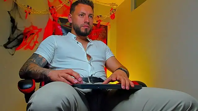 DIMITRI MASTEER online show from October 14, 8:27 pm