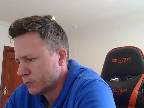 TroyDieselXXX online show from April 8, 6:24 am