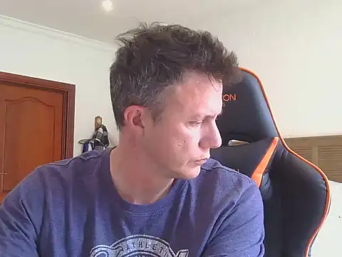 TroyDieselXXX online show from November 12, 9:26 am