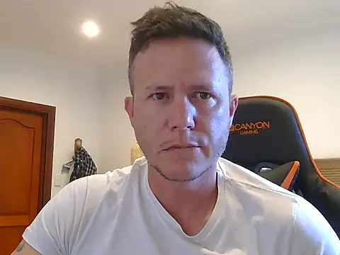 TroyDieselXXX online show from April 3, 4:42 am