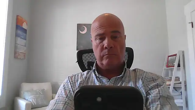 cyclone1212 online show from March 9, 4:45 pm