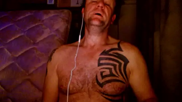 Yournaughty online show from February 2, 5:39 am