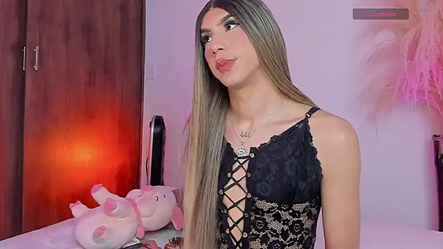 Snapshot of Samantha_Mami chatting on September 15, 6:15 am Samantha Mami online show from September 15, 6:15 am