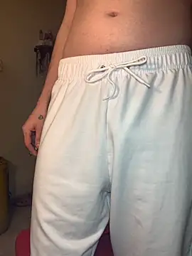 bigcockwhite777 online show from September 18, 9:50 pm