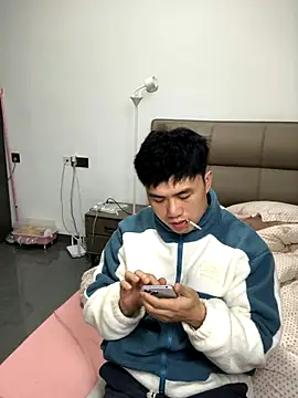 Azyrrgg online show from November 6, 8:50 am