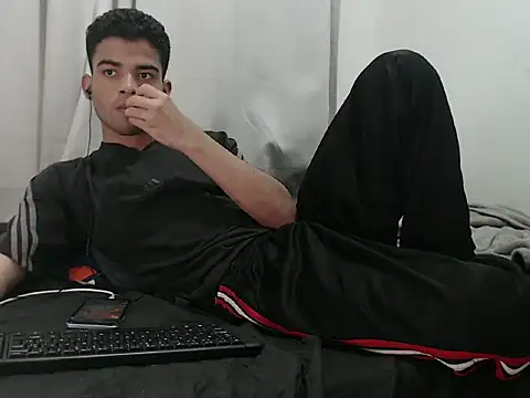 Snapshot of camillo_beischel_ chatting on September 23, 6:51 pm camillo beischel online show from September 23, 6:51 pm