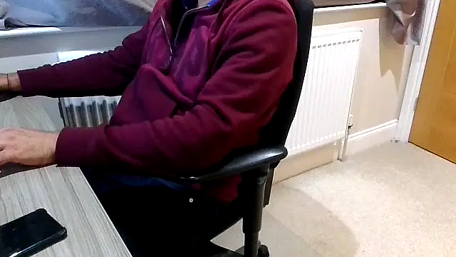 rogamuffin online show from February 28, 2:10 am