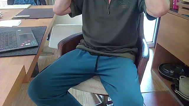 Unique X perience online show from October 1, 11:58 am