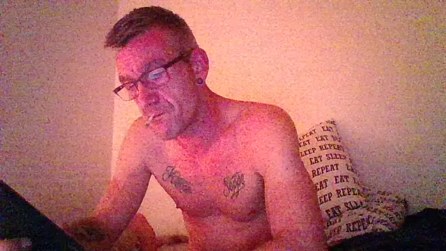 Kevinhot38 online show from December 20, 1:13 am