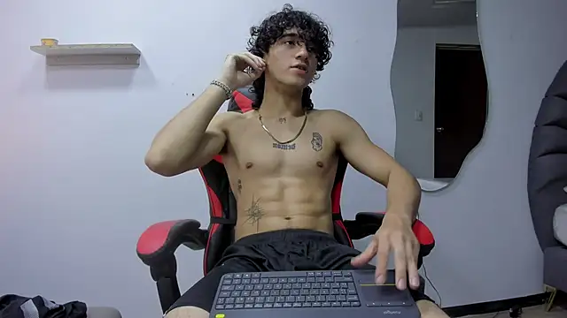 JackesTaylor online show from October 13, 5:35 am