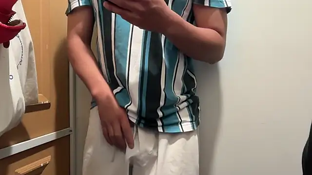 kSwisssxxx online show from November 2, 3:55 am