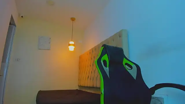 Darkknightx01 online show from November 12, 3:12 am