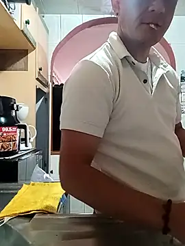 leon8013A online show from November 7, 5:38 pm