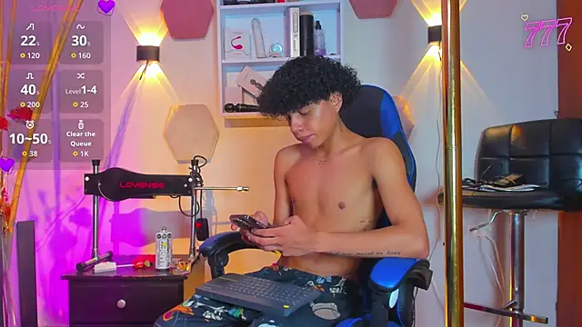  taylor black online show from May 29, 9:47 pm