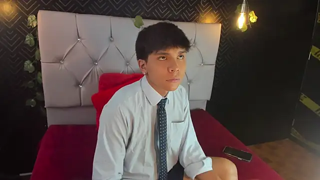 Thiago Kozak online show from October 27, 1:02 pm