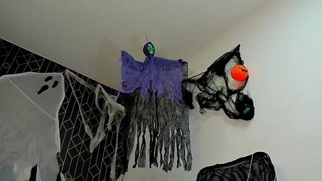 king falconer online show from October 30, 3:30 am