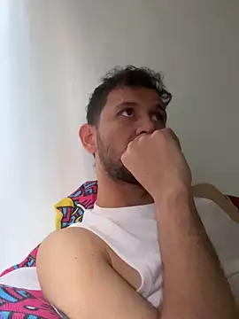 Michaell Spinelly online show from September 15, 5:58 pm