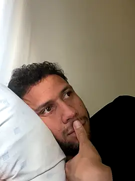 Michaell Spinelly online show from September 23, 9:25 pm