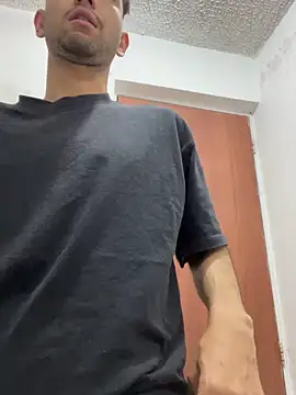 Michaell Spinelly online show from October 3, 2:05 am