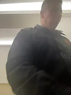 Manu0586 online show from February 19, 1:35 am