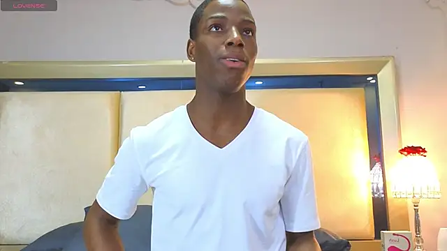 Snapshot of CharlesBrown_ chatting on October 20, 12:20 pm CharlesBrown online show from October 20, 12:20 pm