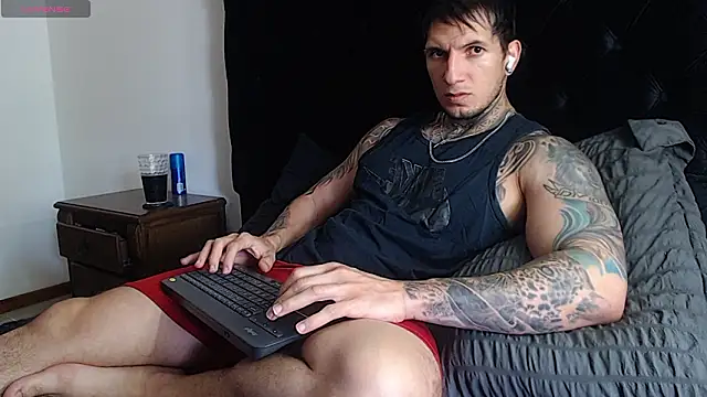 Shane Clay online show from February 6, 6:49 pm