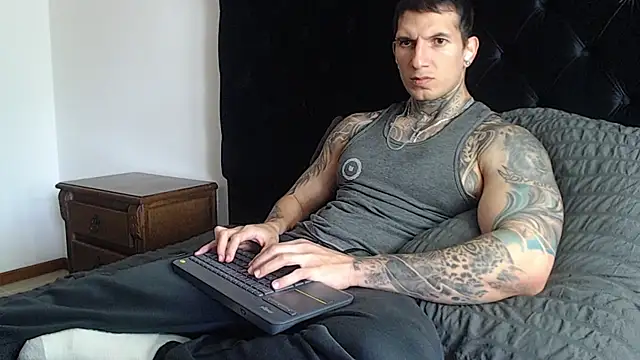 Shane Clay online show from January 12, 6:23 pm